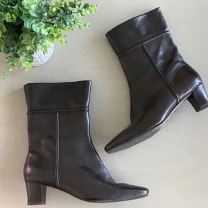 Antonio Melani Brown Mod Leather Ankle Boot Size 9